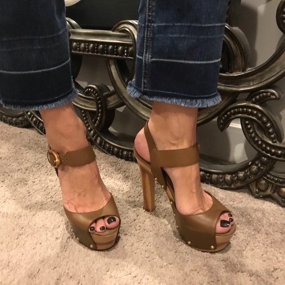 Gucci Brown Leather Nadege Wooden Platform Heels - Picture 3 of 8